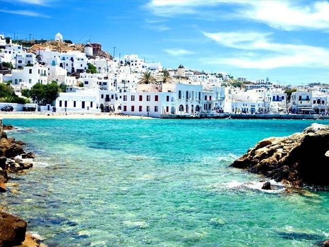 For sale Land 7500 sq.meters in mykonos. The territory has structure, water supply, electricity supply, with building permission to 600 sq.meters.. .